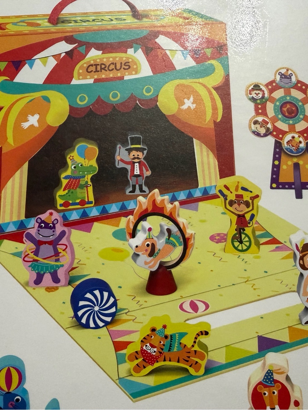 Circus Playset Wooden Magnetic Toy - Colorful